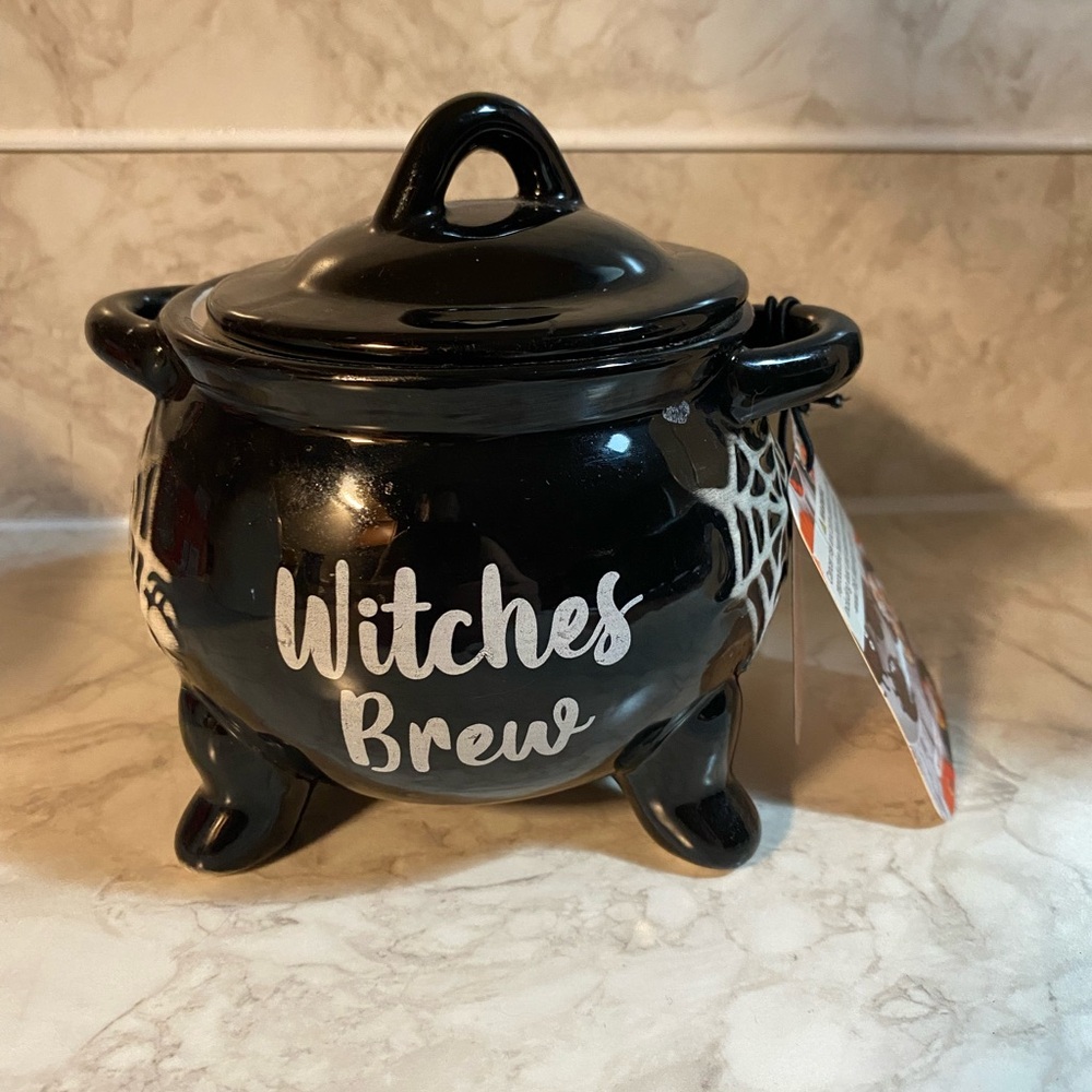 Witches Brew Black Cauldron